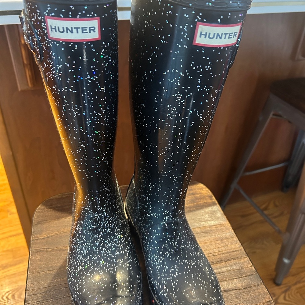 Hunter Black and White Speckle Boots